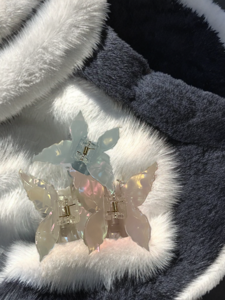 Butteryfly designed PMMA Hair Clips