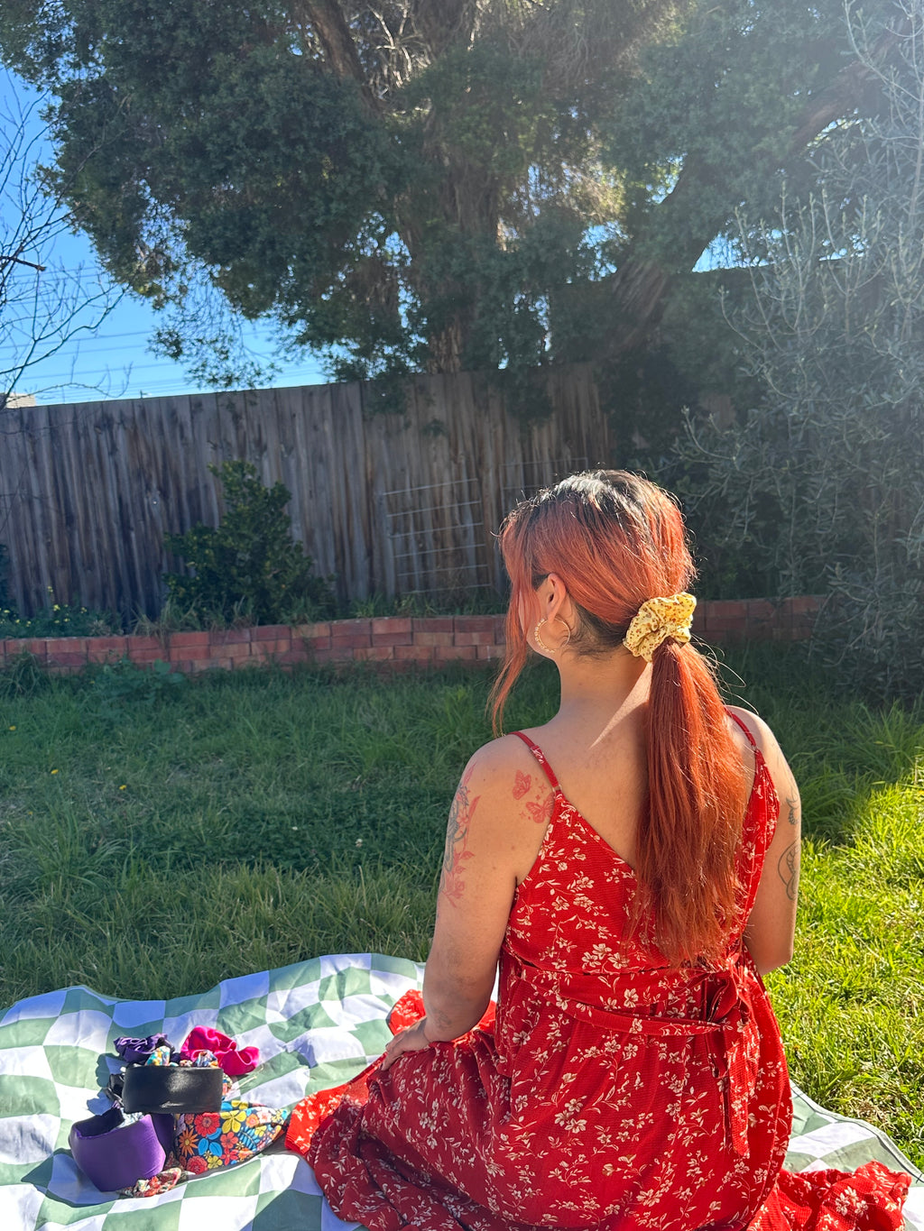 Redrush Sunny Floral Scrunchie